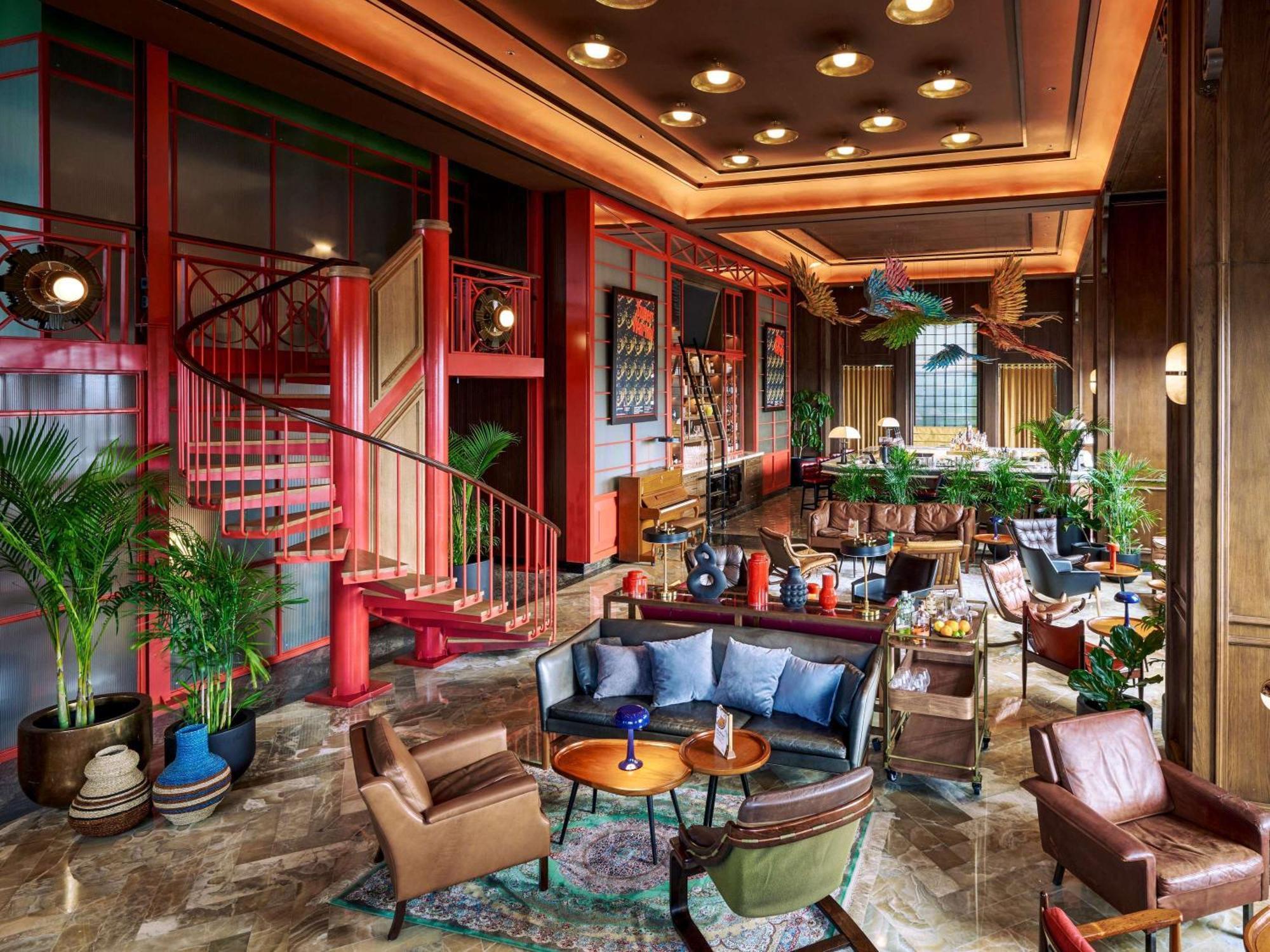 25Hours Hotel Jakarta The Oddbird Exterior photo