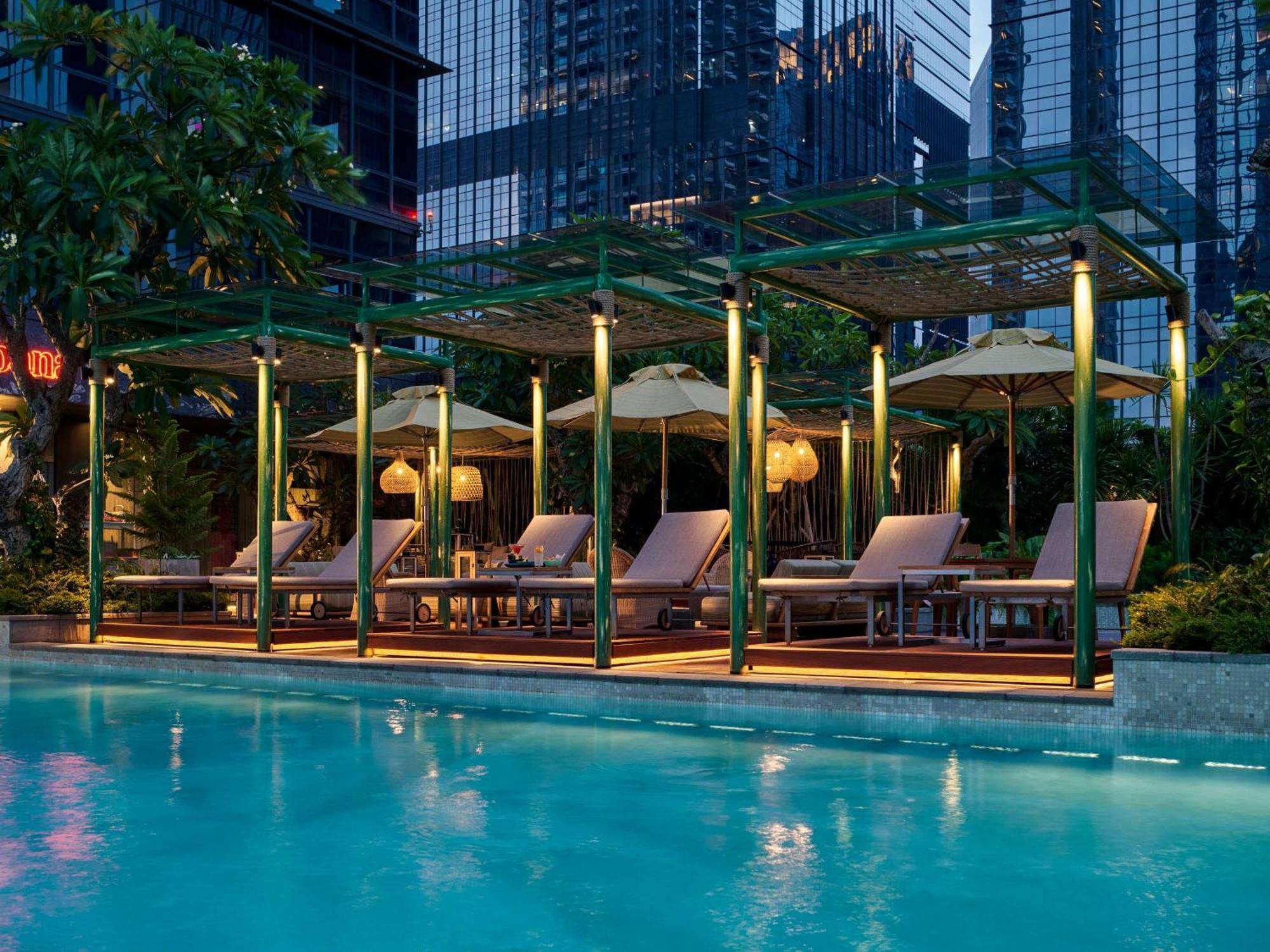25Hours Hotel Jakarta The Oddbird Exterior photo